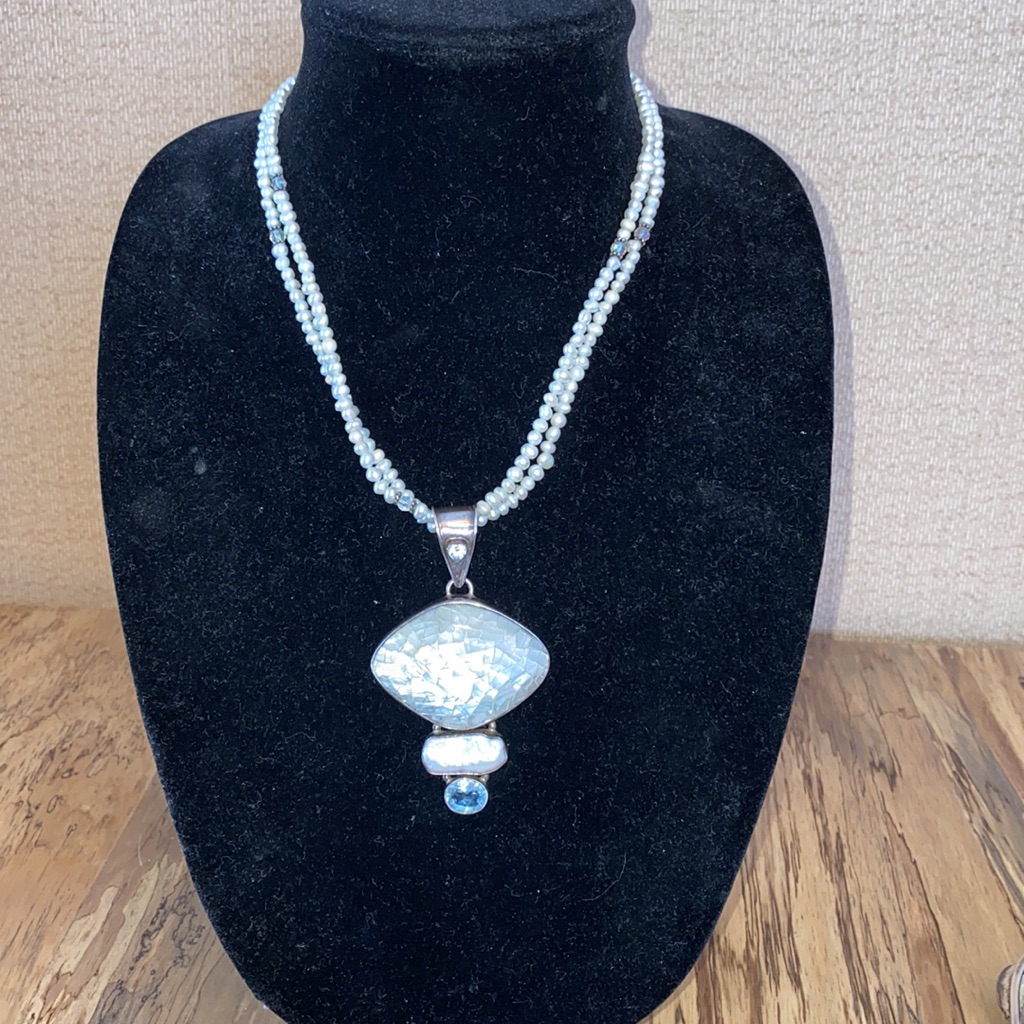 Two Real Aquamarines Motherofpearl  Shell
